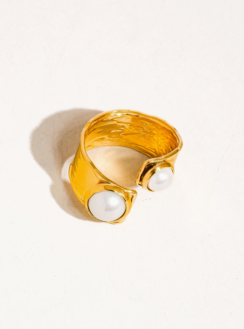 Ellie Pearl Chunky Gold Statement Ring