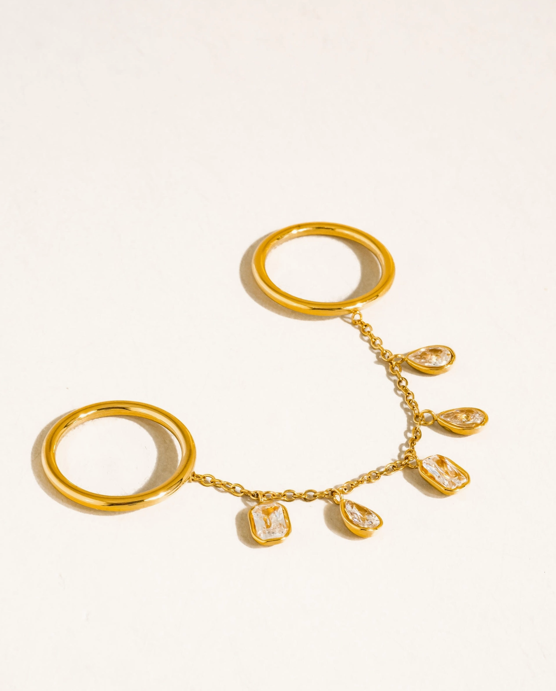 Mia Chain Ring