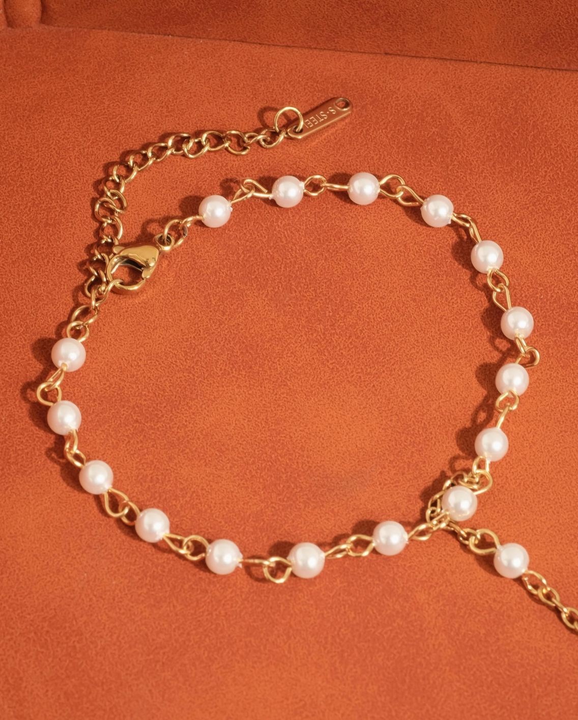 Skylar Pearl Hand Chain